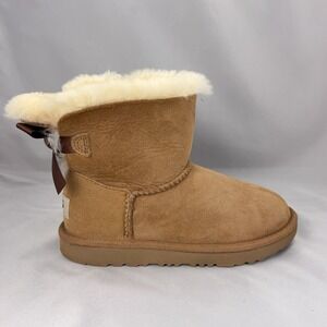 UGG Mini Bailey Bow II Boot‎ Toddler Size 13 Chestnut Sheepskin Lined Suede